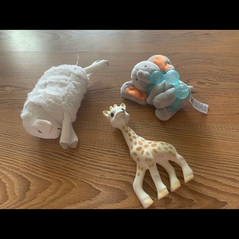 Lot of three infant toys